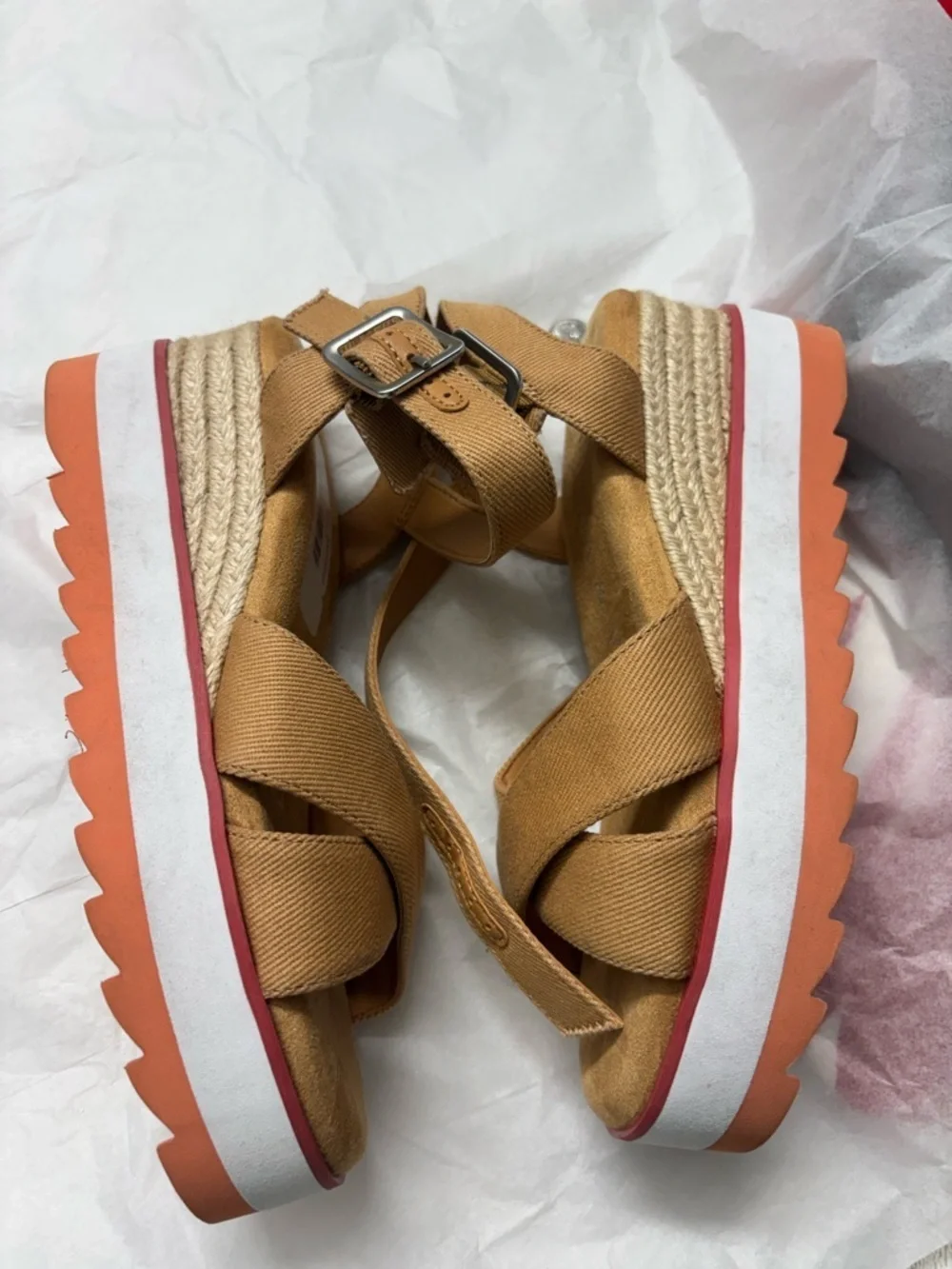 Chelsea & Violet Tan Espadrille Platform Sandals with Orange Accent